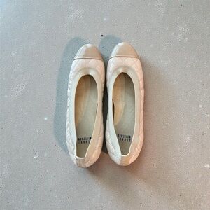 Stuart Weitzman Cream Quilted Flats